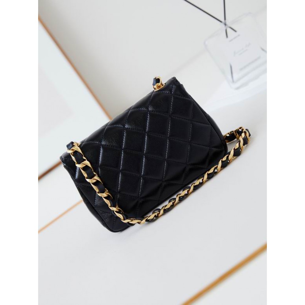 Chanel flap bag 13x20x4.5cm Bags