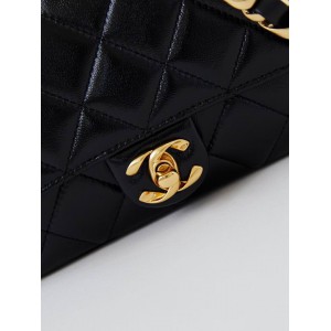 Chanel flap bag 13x20x4.5cm Bags