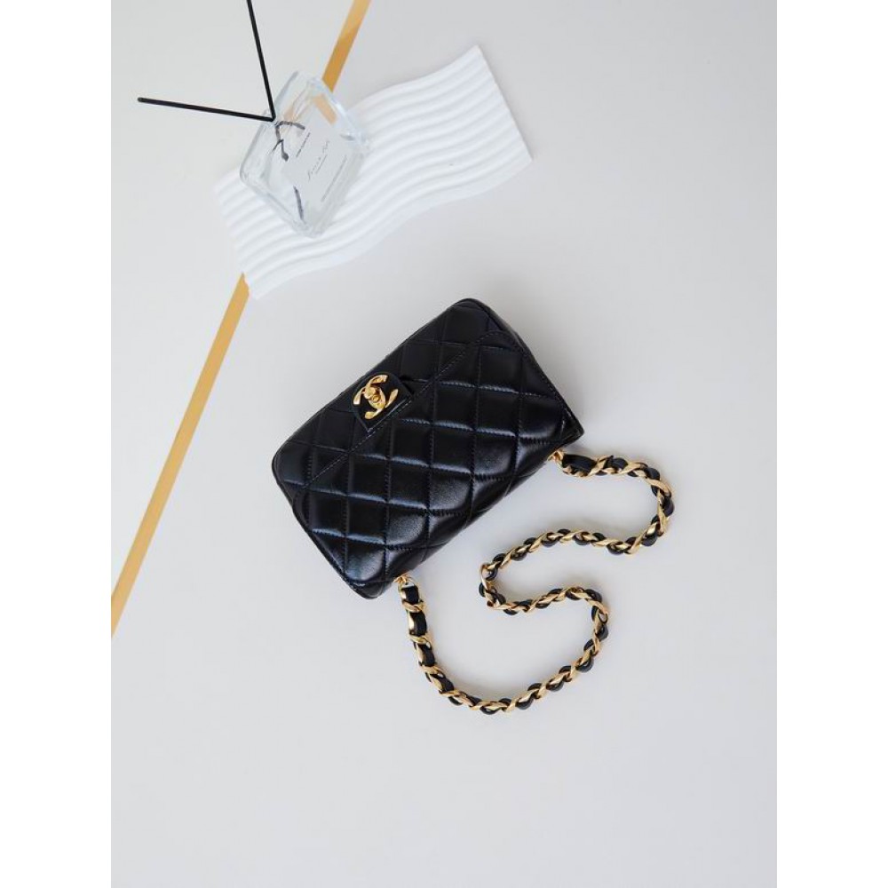 Chanel flap bag 13x20x4.5cm Bags