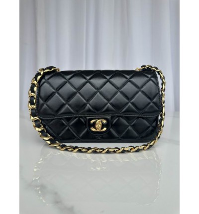 Chanel flap bag 24x16x5cm