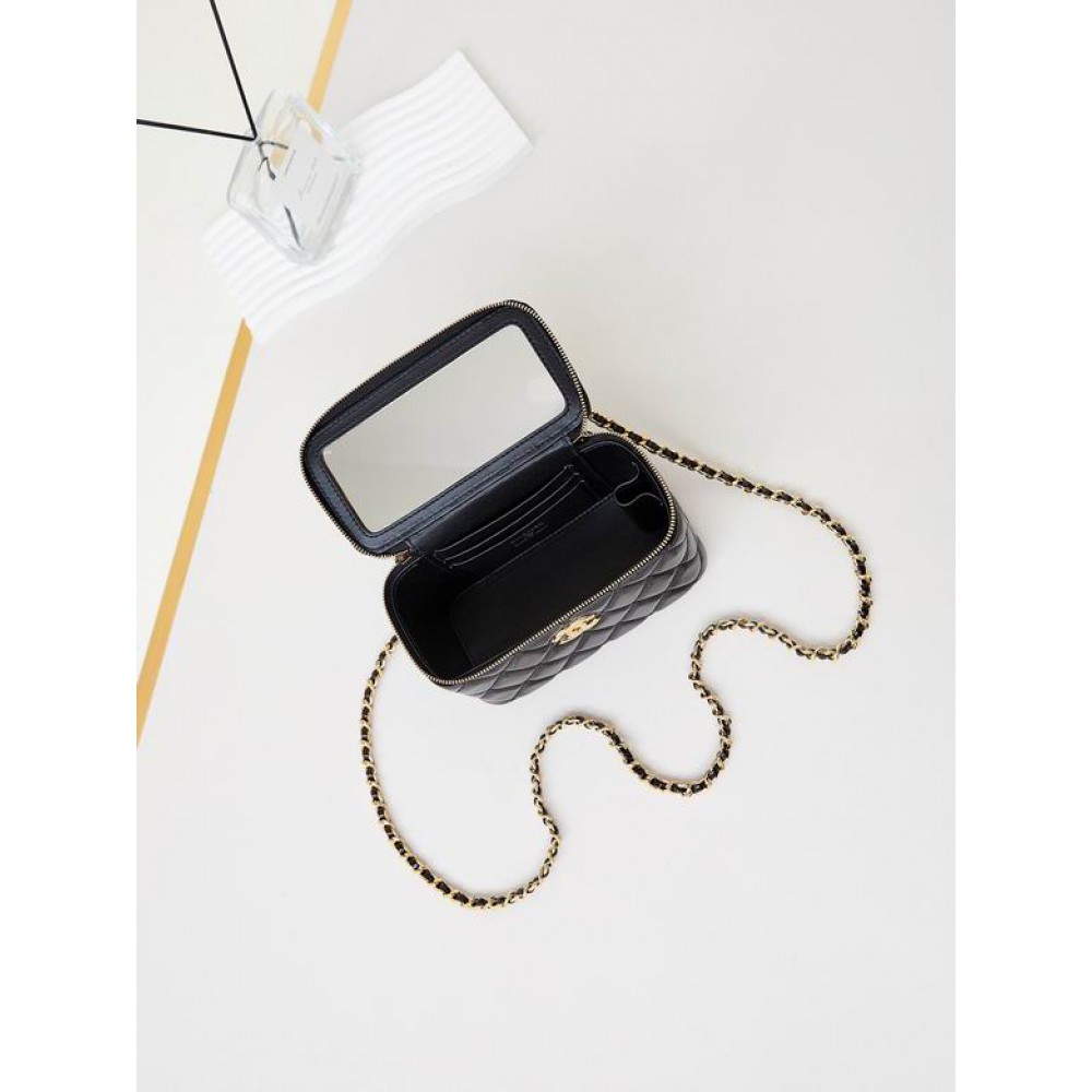 Chanel beauty bag 9.5x17x8cm Bags