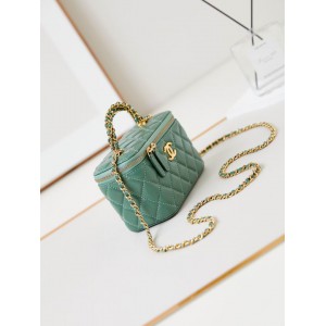 Chanel beauty bag 9.5x17x8cm Bags