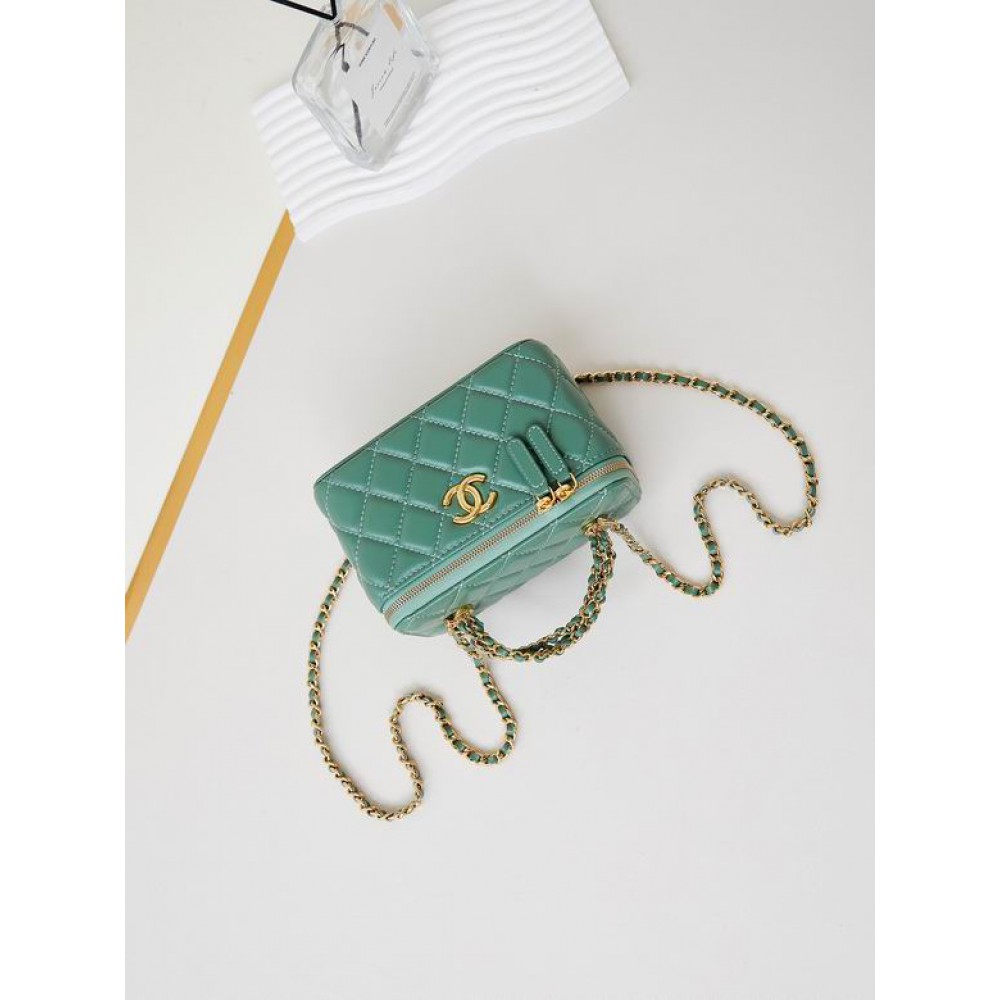 Chanel beauty bag 9.5x17x8cm Bags