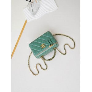 Chanel beauty bag 9.5x17x8cm Bags