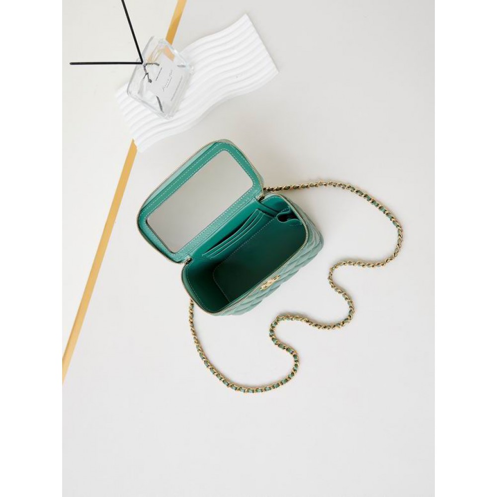 Chanel beauty bag 9.5x17x8cm Bags