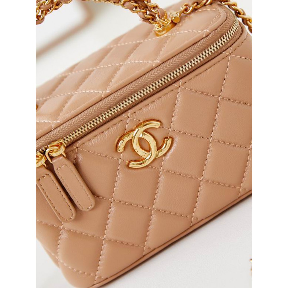 Chanel beauty bag 9.5x17x8cm Bags