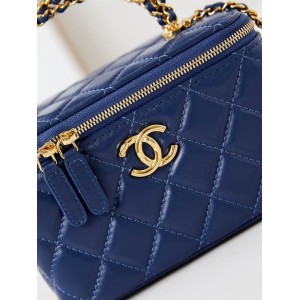Chanel beauty bag 9.5x17x8cm Bags
