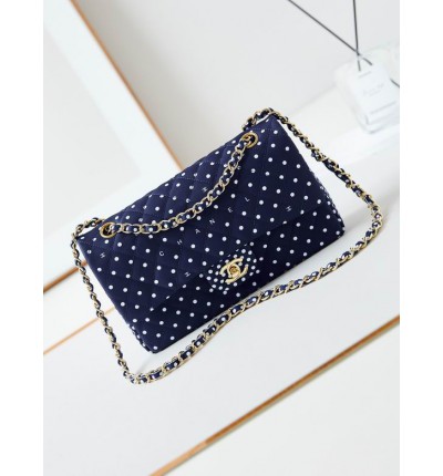 Chanel flap bag 25.5x15.5x6.5cm