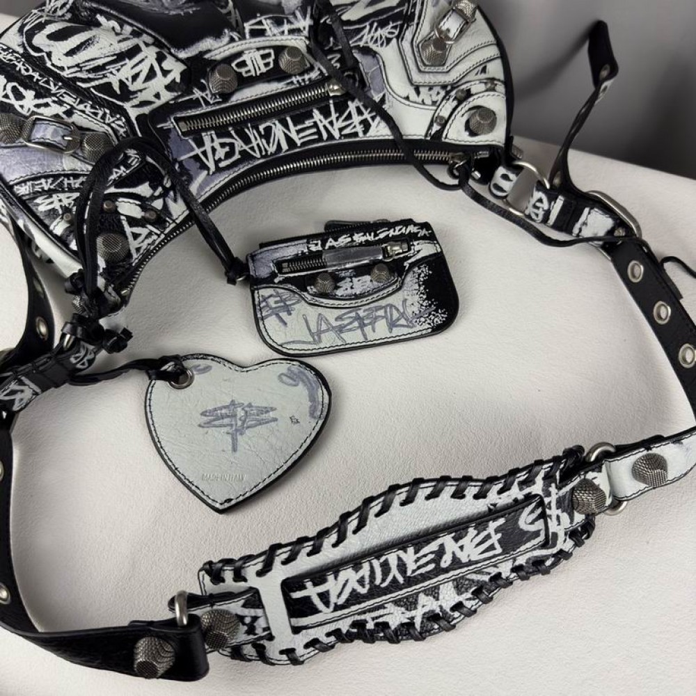 Balenciaga le cagole 33x14cm Bags