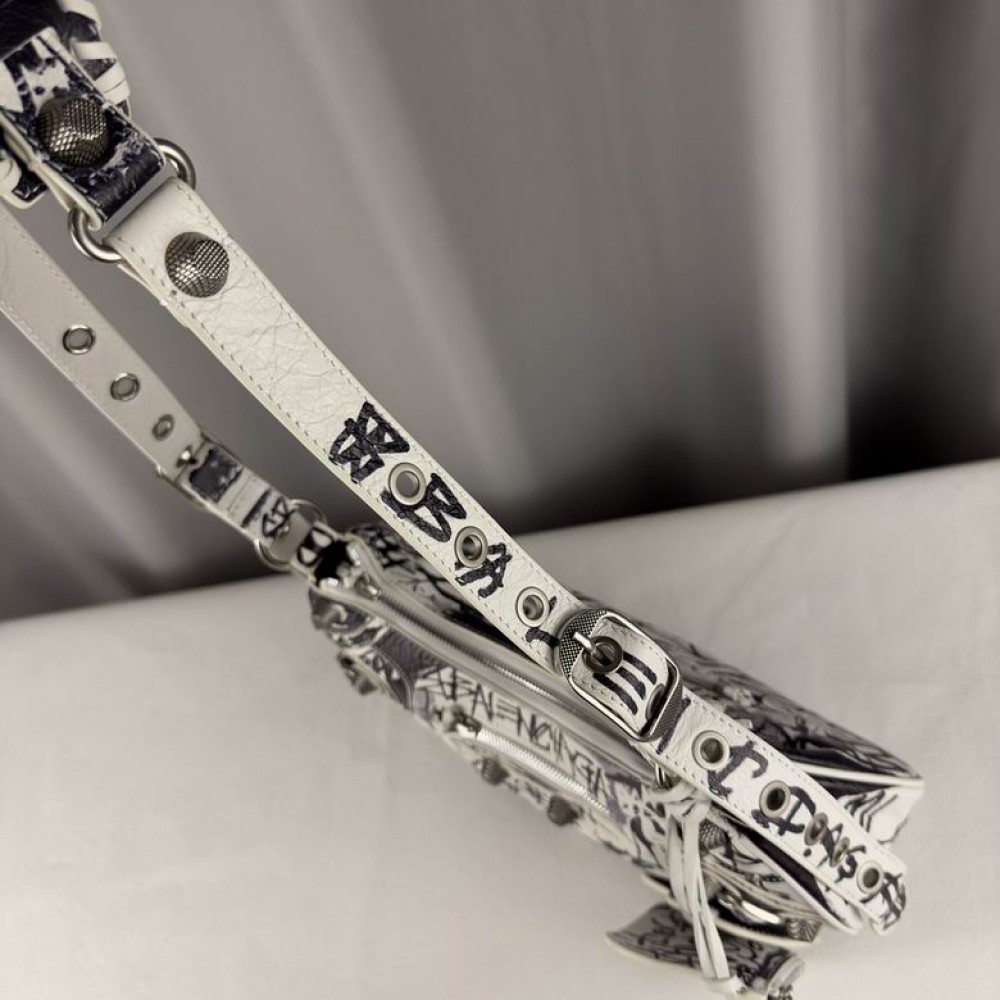 Balenciaga le cagole 33x14cm Bags