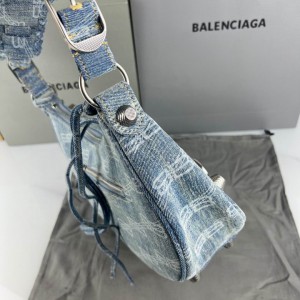 Balenciaga le cagole 33x14cm Bags