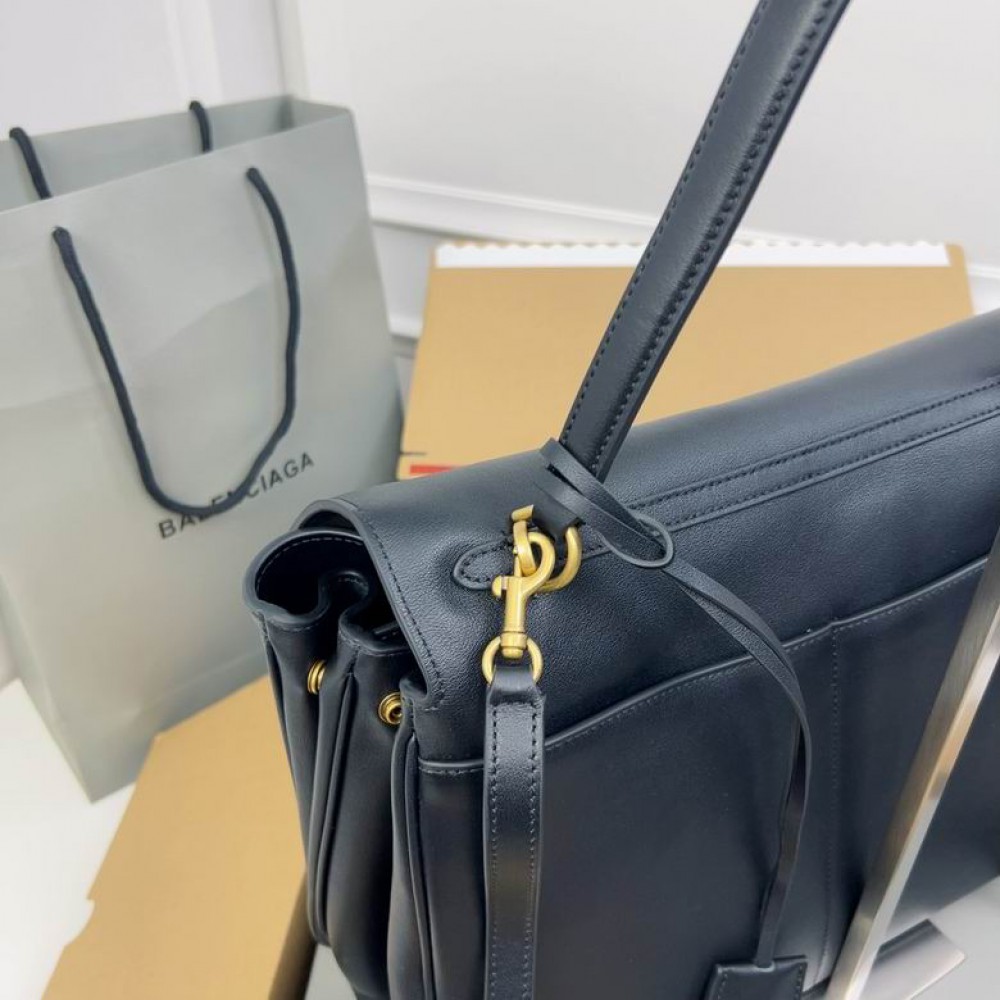 Balenciaga rodeo bag medium 35x23x11cm Bags