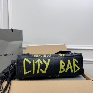 Balenciaga Graffiti Bag city 30x20x11cm Bags