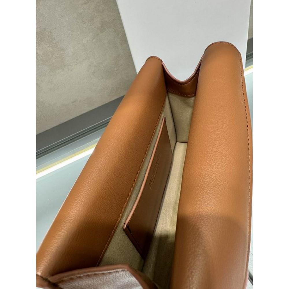 Jacquemus Pochette Rond 20X7X14cm Bags