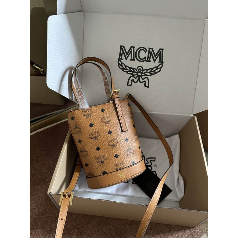 MCM mini aren bucket 19x14.5x9.5cm Bags