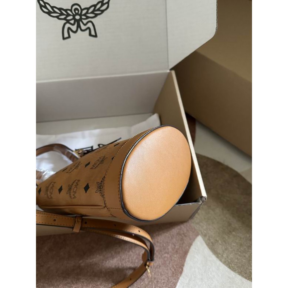 MCM mini aren bucket 19x14.5x9.5cm Bags