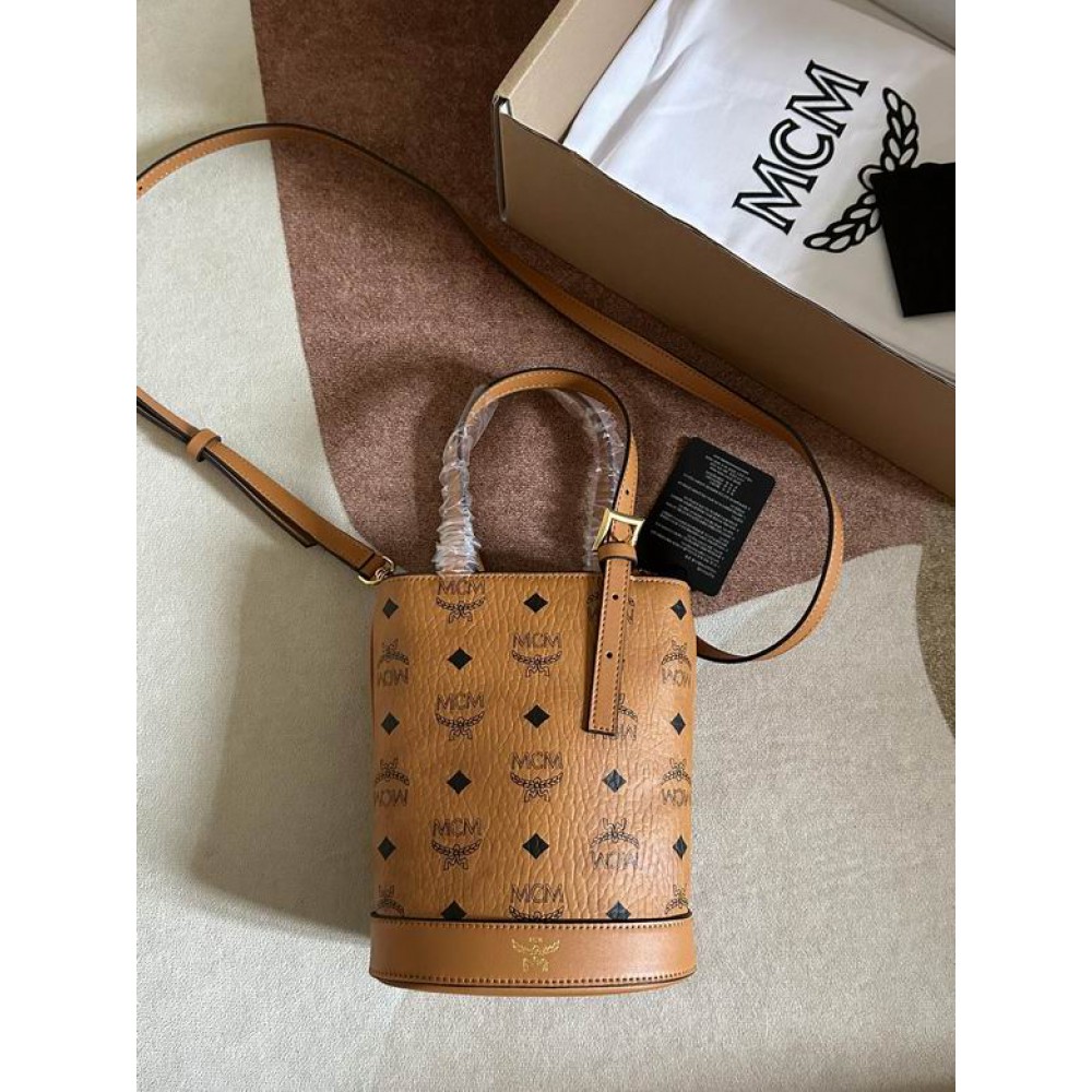 MCM mini aren bucket 19x14.5x9.5cm Bags