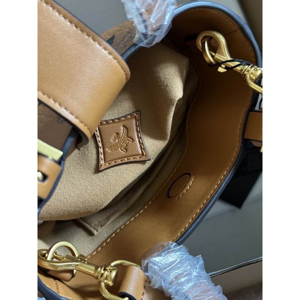 MCM mini aren bucket 19x14.5x9.5cm Bags