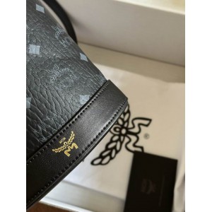 MCM mini aren bucket 19x14.5x9.5cm Bags
