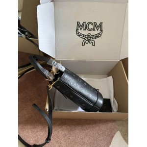 MCM mini aren bucket 19x14.5x9.5cm Bags