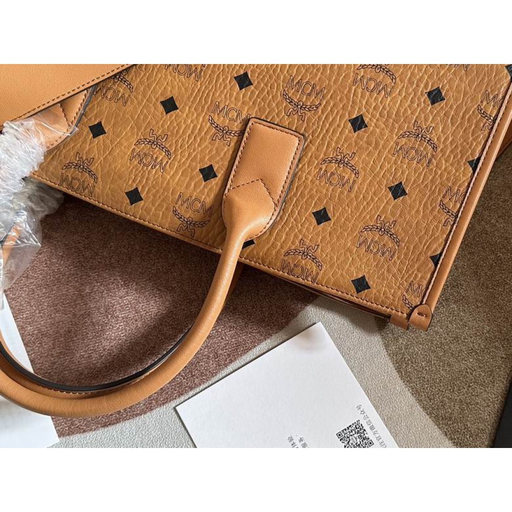 MCM München Tote in Visetos 14.5 x 37.5 x 27.0 cm Bags