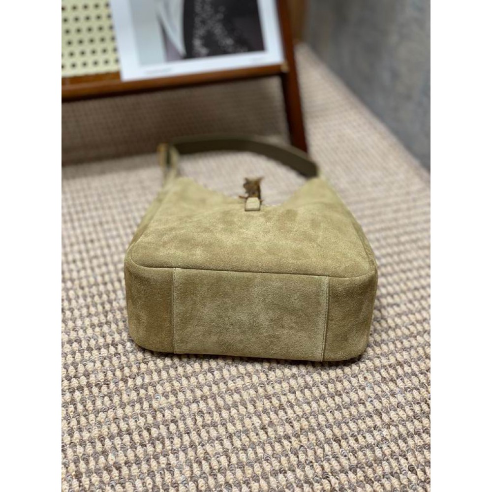 Ysl le 5 a 7 supple 22x22x10cm suede Bags