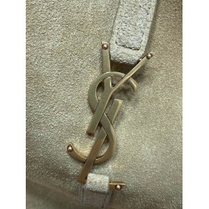 Ysl le 5 a 7 supple 22x22x10cm suede Bags