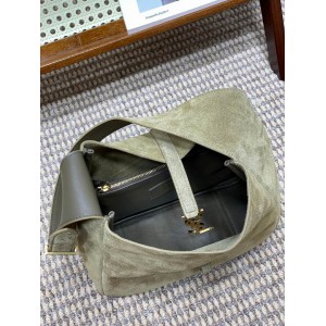 Ysl le 5 a 7 supple 22x22x10cm suede Bags