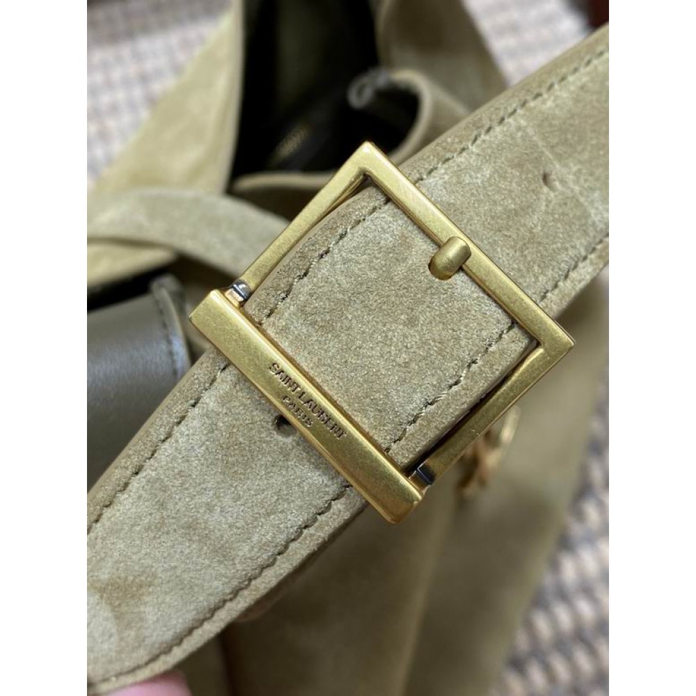 Ysl le 5 a 7 supple 22x22x10cm suede Bags