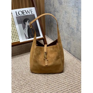 Ysl le 5 a 7 supple 22x22x10cm suede Bags