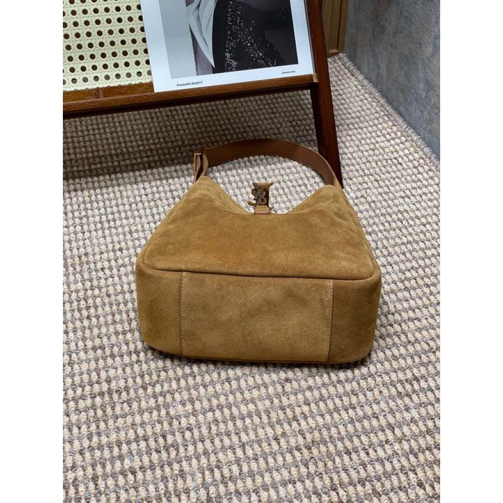 Ysl le 5 a 7 supple 22x22x10cm suede Bags