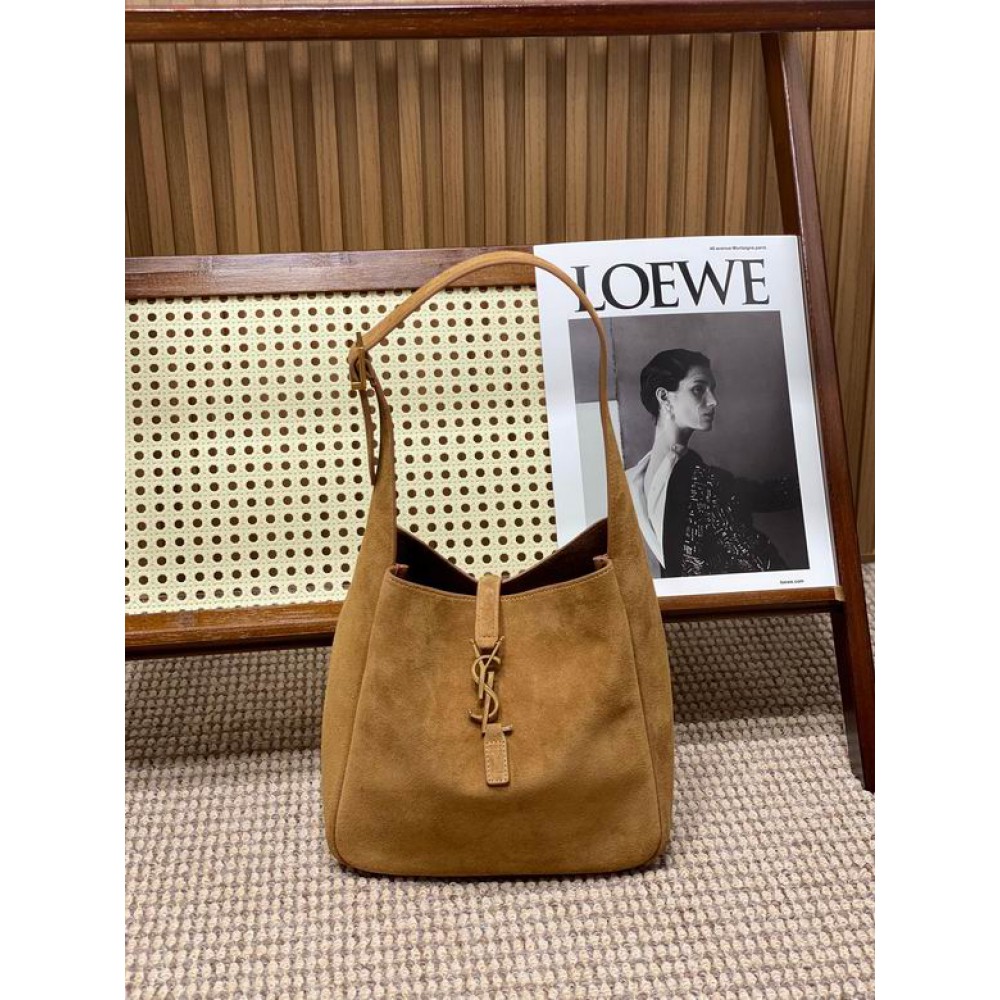 Ysl le 5 a 7 supple 22x22x10cm suede Bags