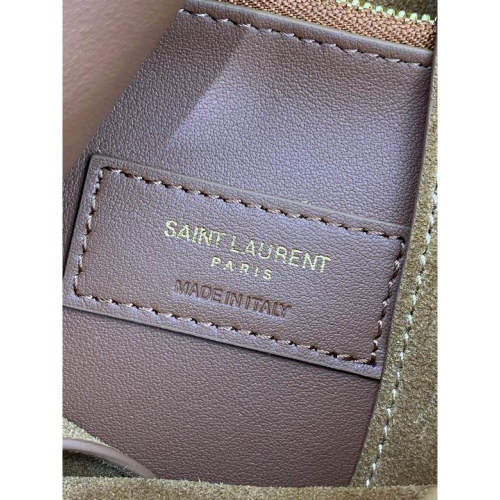 Ysl le 5 a 7 supple 22x22x10cm suede Bags