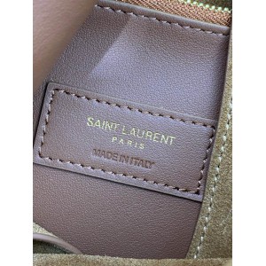 Ysl le 5 a 7 supple 22x22x10cm suede Bags