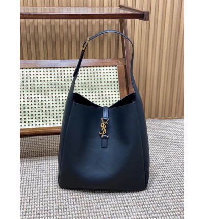 Ysl le 5 a 7 supple 30x31x13cm