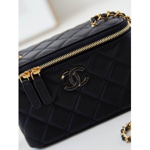 Chanel beauty bag 9.5x17x8cm Bags