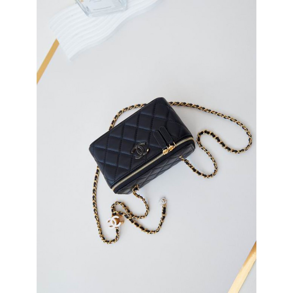 Chanel beauty bag 9.5x17x8cm Bags