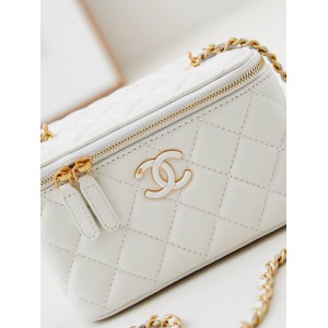 Chanel beauty bag 9.5x17x8cm Bags