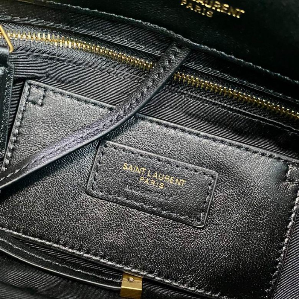 Ysl JAMIE 4.3 small in lambskin 25x16x9cm Bags