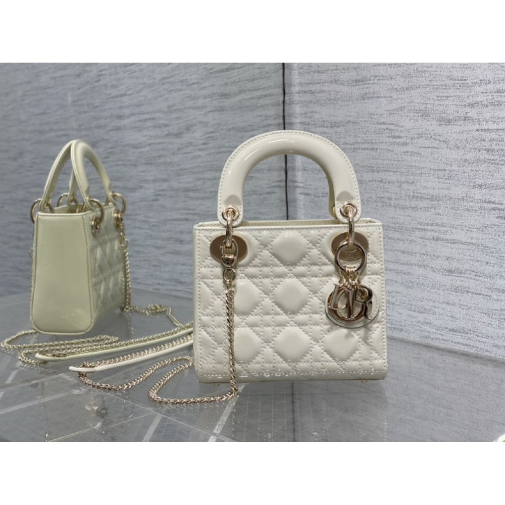 Dior lady mini size 17x15cm pattent leather Bags