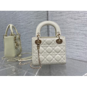 Dior lady mini size 17x15cm pattent leather Bags