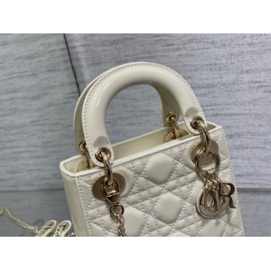 Dior lady mini size 17x15cm pattent leather Bags