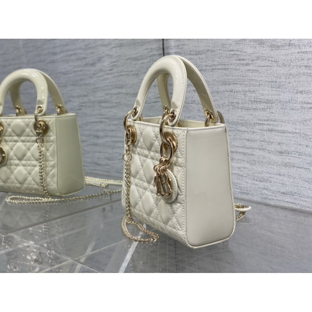 Dior lady mini size 17x15cm pattent leather Bags