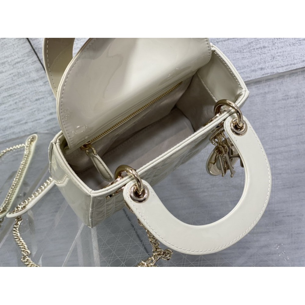 Dior lady mini size 17x15cm pattent leather Bags