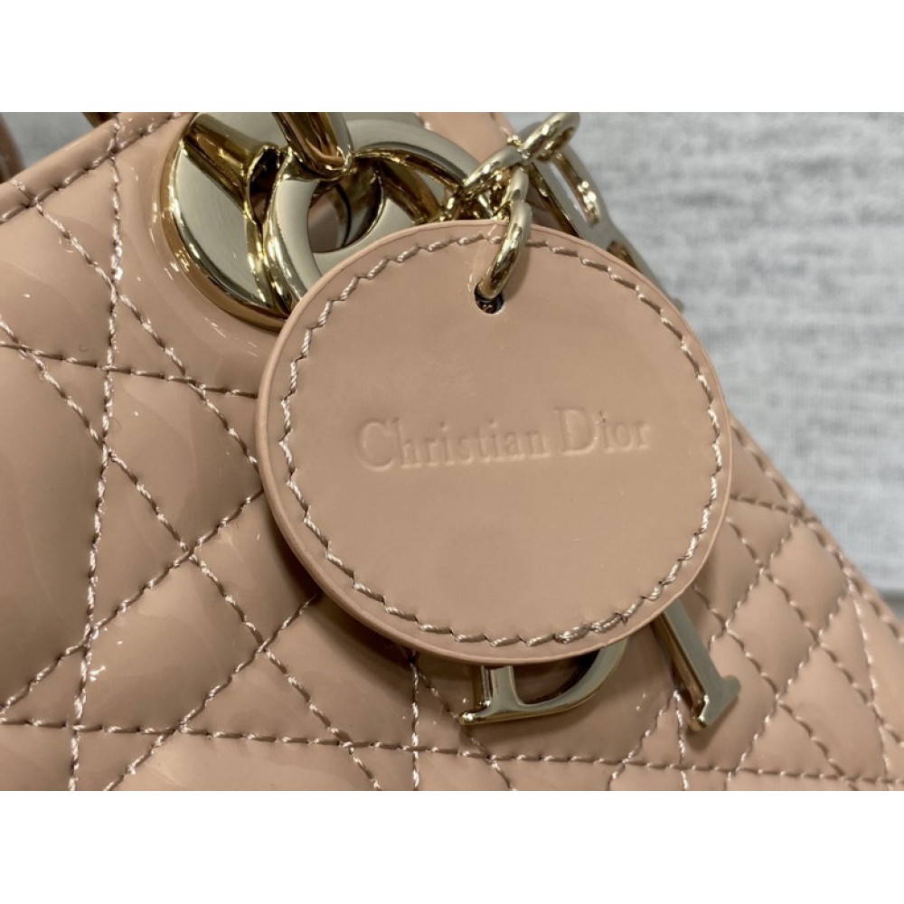 Dior lady mini size 17x15cm pattent leather Bags