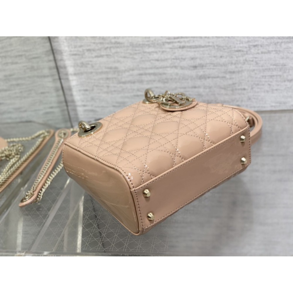 Dior lady mini size 17x15cm pattent leather Bags