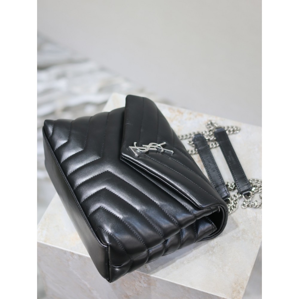 Ysl Loulou Small leather shoulder bag 25x18cm Bags