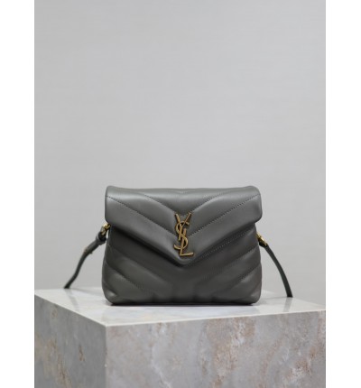 Ysl loulou toy bag 20x15cm