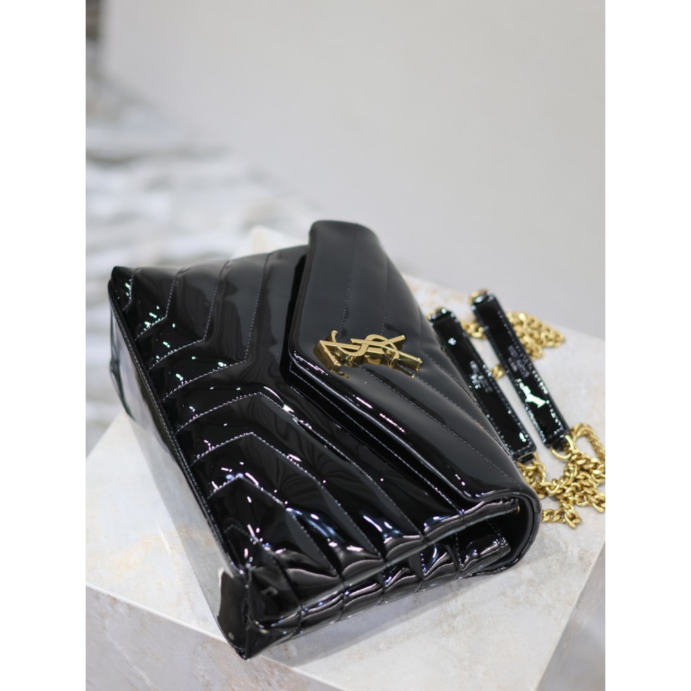Ysl Loulou Small pattent leather shoulder bag 25x18cm Bags