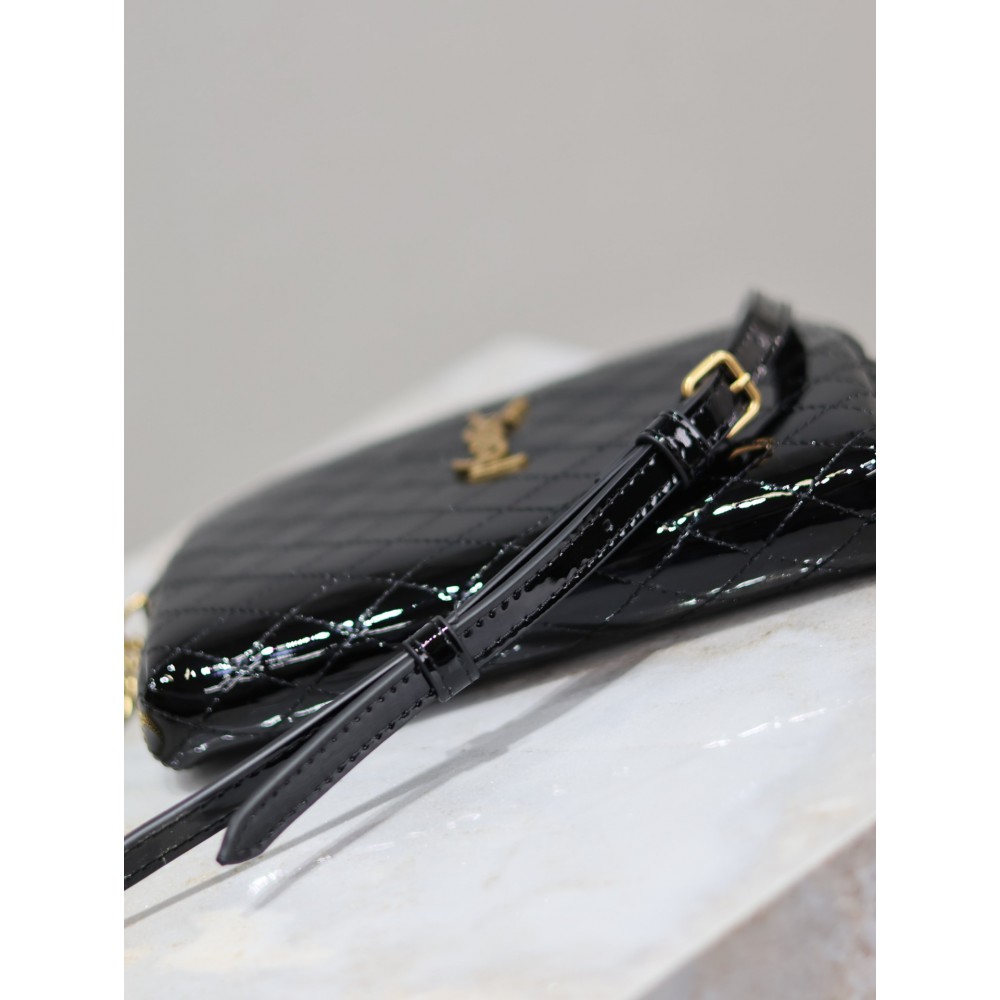 Ysl Gaby zipped pouch in quilted patent leather 19 x 11 x 3 cm Bags